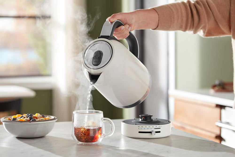KitchenAid® 1.7L Electric Kettle - Porcelain