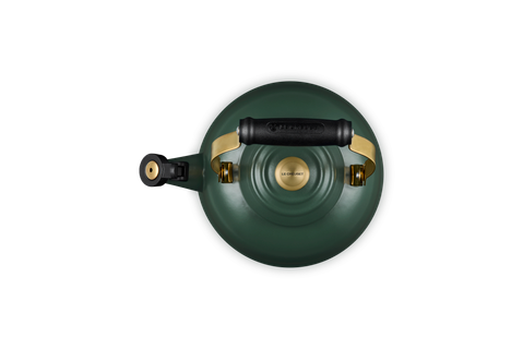 Le Creuset 1.6L Classic Whistling Kettle - Forêt Light
