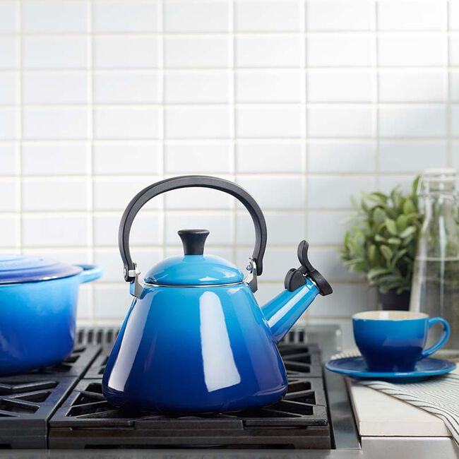 Le Creuset 1.6L Kone Kettle - Blueberry