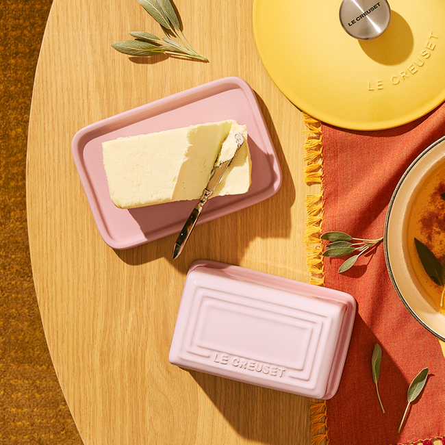 Le Creuset 1lb Butter Dish - Shell Pink
