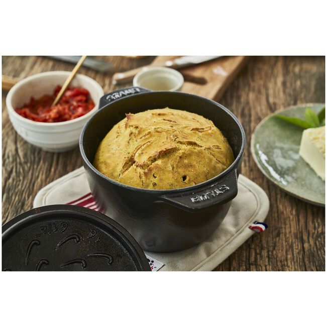 Staub Cast Iron Round Rice Cocotte 1.75L - Black