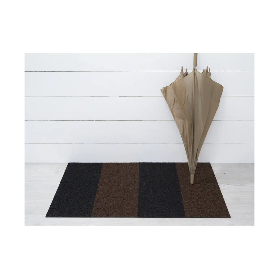 Chilewich Indoor Outdoor Shag Utility Mat - Duo Stripe / Mocha / 24x36"