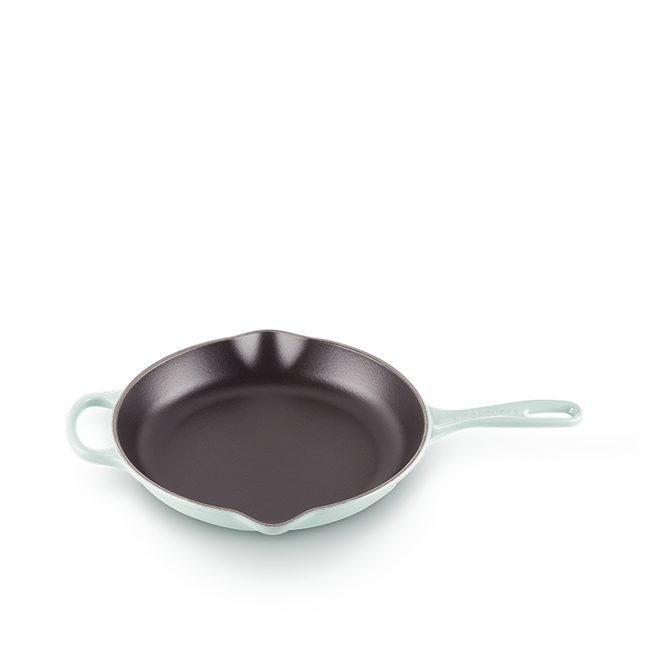 Le Creuset 26cm Signature Iron Handle Skillet - Sage