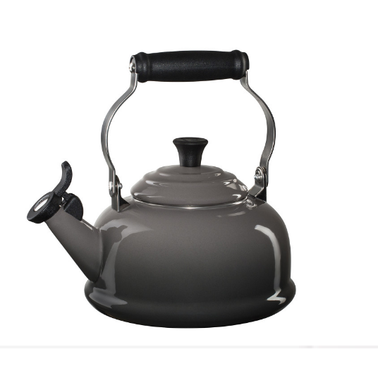 Le Creuset Classic Whistling Kettle 1.7L - Cookery